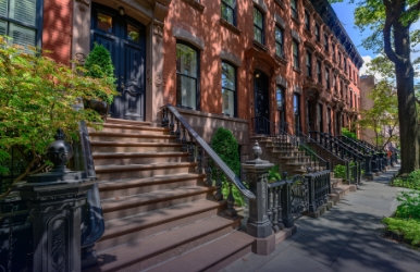 Coches de alquiler en Greenwich Village Renta un carro en Greenwich Village, NY