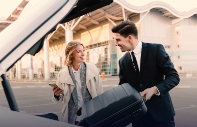 Vehículos de renta en el Cross Border Xpress de San Diego  Carros de alquiler en el Cross Border Xpress de San Diego