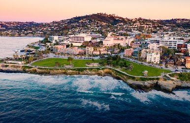 Carros de renta en La Jolla, California  Alquiler de autos en La Jolla, California