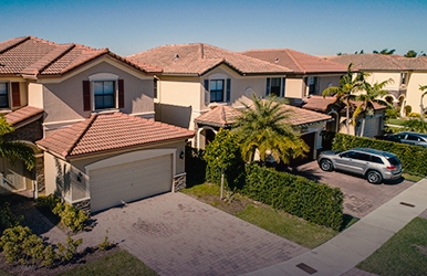 Alugue um carro em Doral Miami Alugue um veículo perto de Doral Miami